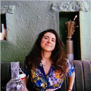 Laureanda in mediazione linguistica offre lezioni di inglese, spagnolo, italiano, storia, scienze, storia dell'arte, geografia